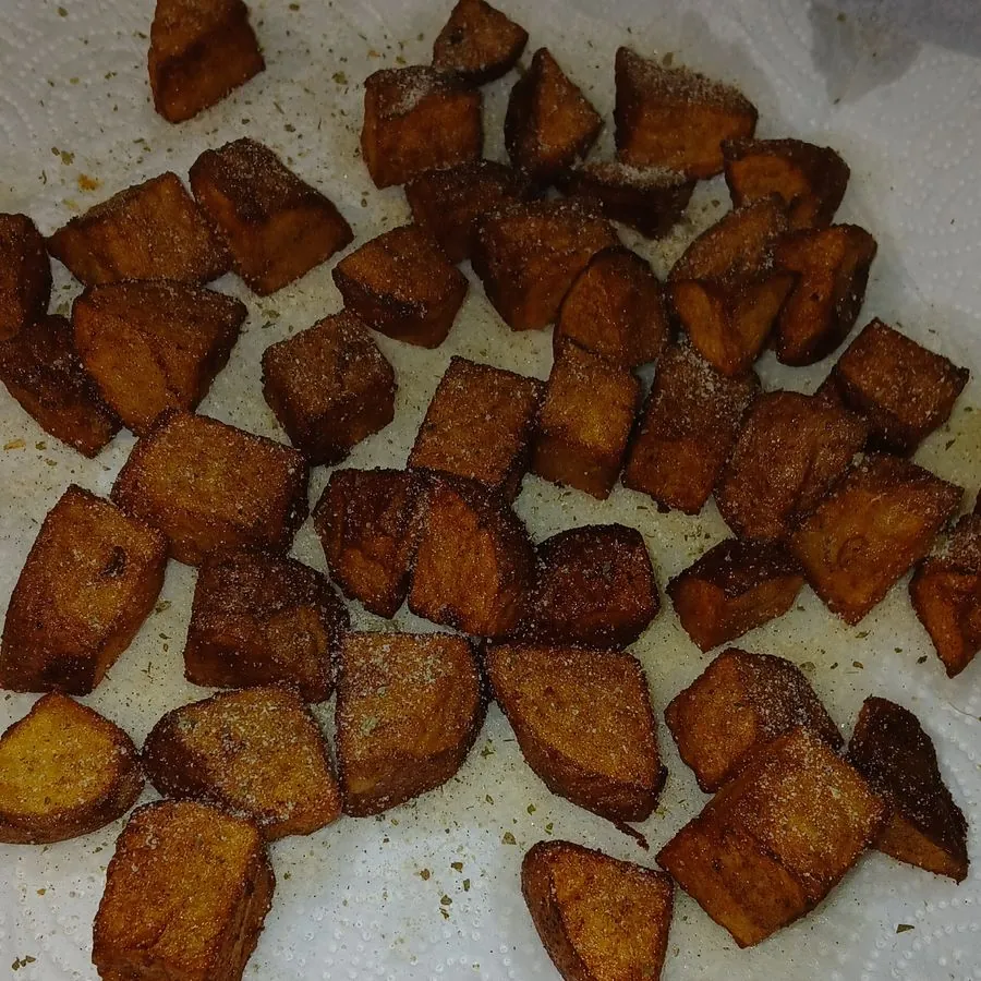 Seasoned fried potatoes